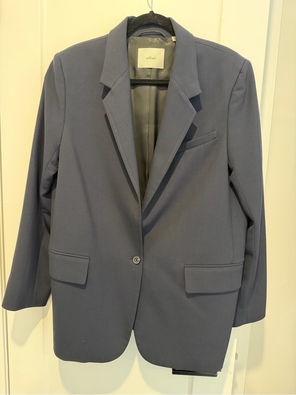 Wilfred Navy Single-Button Notched Blazer - Picture 9 of 9